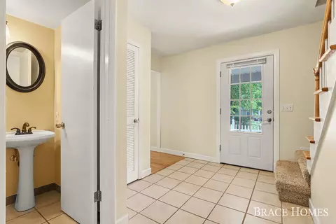 6197 Dunbarton St SE, Ada, MI 49301 photo 2