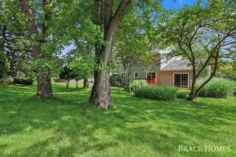 6197 Dunbarton St SE, Ada, MI 49301 photo 25