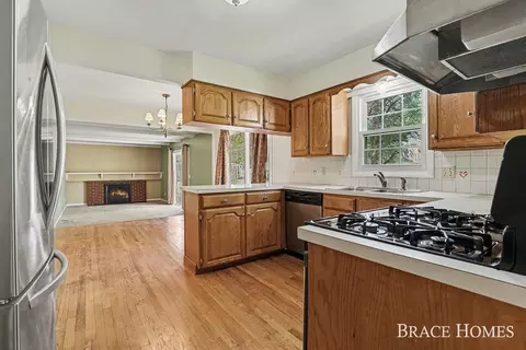 6197 Dunbarton St SE, Ada, MI 49301 photo 7