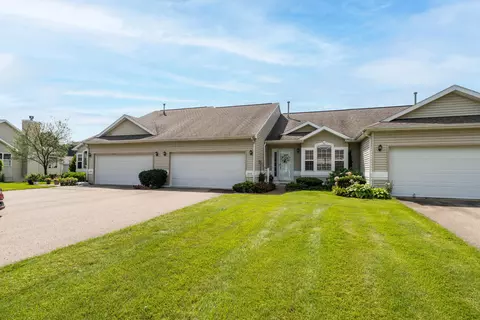 1848 Quail Cove Dr, Kalamazoo, MI 49009