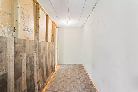 Entry Way - 953 Weaver Rd, Bronson, MI 49028 photo 3 of 3