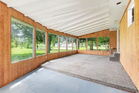 Exterior - 953 Weaver Rd, Bronson, MI 49028 photo 3 of 8