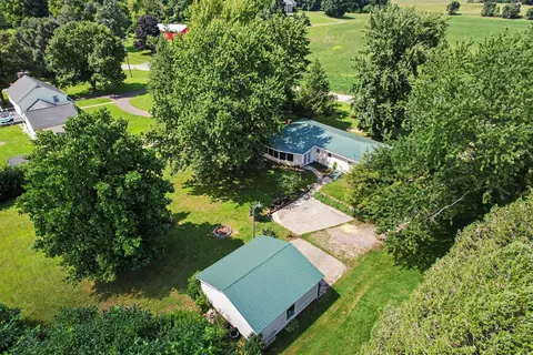 Exterior - 953 Weaver Rd, Bronson, MI 49028 photo 8 of 8