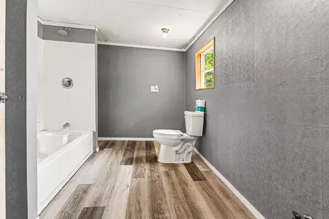 Bath - 953 Weaver Rd, Bronson, MI 49028 photo 1 of 1