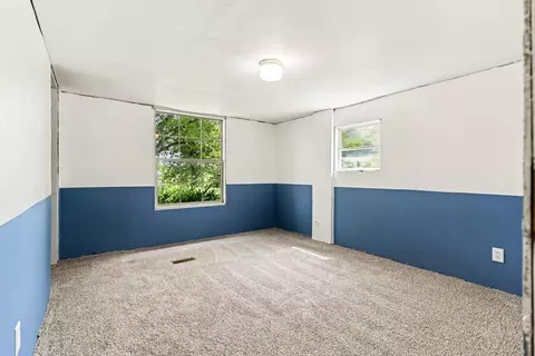 Bedroom - 953 Weaver Rd, Bronson, MI 49028 photo 3 of 5