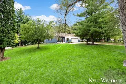 Exterior - 315 N Bridge St, Belding, MI 48809 photo 9 of 9