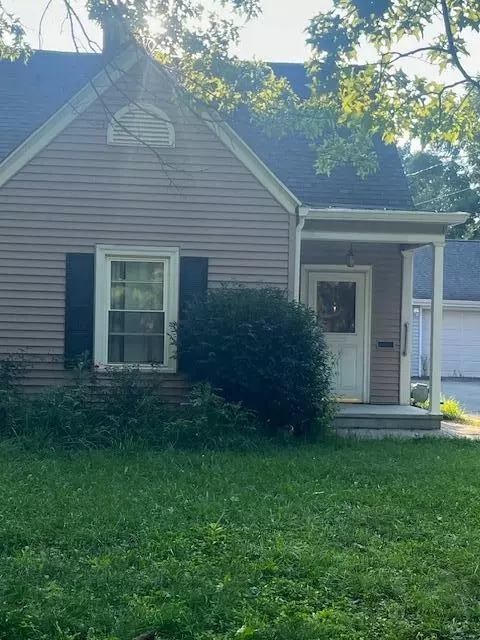 538 Pinehurst Blvd, Kalamazoo, MI 49006