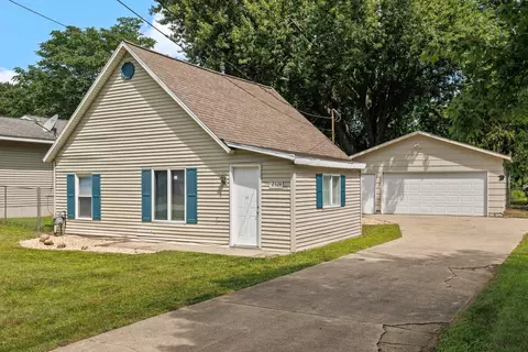 2324 Hughes Ave, Norton Shores, MI 49441
