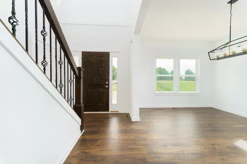 Entry Way - 3 Peninsula Dr, Jackson, MI 49201 photo 5 of 13