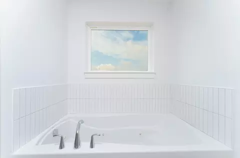 Bath - 3 Peninsula Dr, Jackson, MI 49201 photo 5 of 6