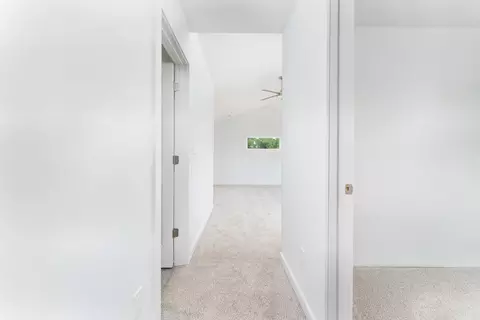 Entry Way - 3 Peninsula Dr, Jackson, MI 49201 photo 8 of 13