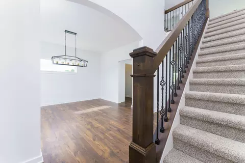 Entry Way - 3 Peninsula Dr, Jackson, MI 49201 photo 3 of 13