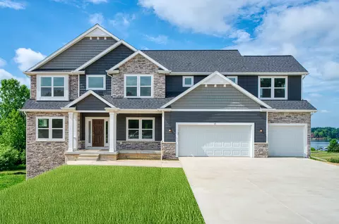 Exterior - 3 Peninsula Dr, Jackson, MI 49201 photo 4 of 6