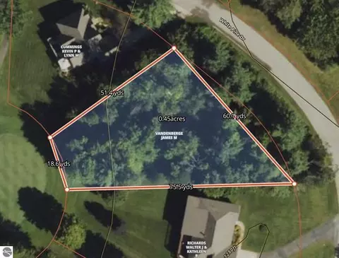 0 White Pine Dr, Cadillac, MI 49601