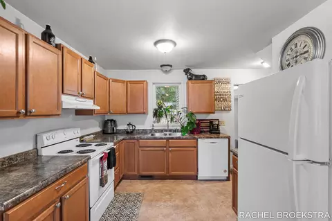 Kitchen - 615 6th St, Baldwin, MI 49304 photo 1 of 2