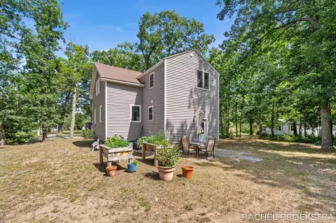 Exterior - 615 6th St, Baldwin, MI 49304 photo 5 of 6