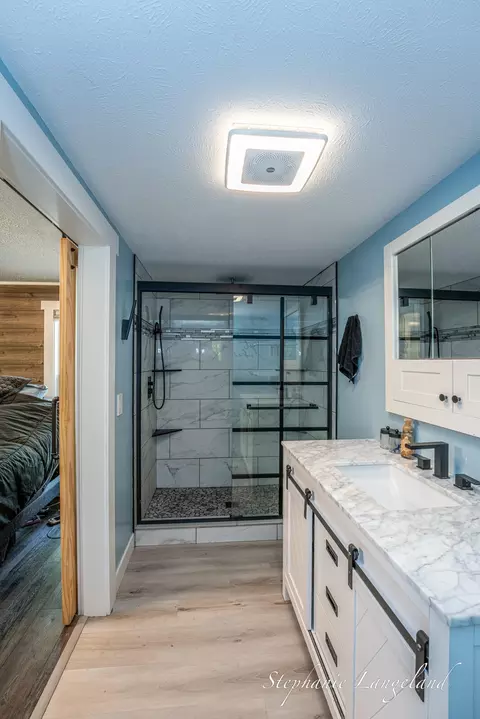 Bath - 7972 S 192nd Ave, Holton, MI 49425 photo 1 of 3