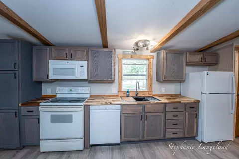 Kitchen - 7972 S 192nd Ave, Holton, MI 49425 photo 1 of 1