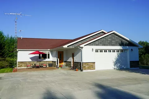 1542 Campbell Rd, Rose City, MI 48654