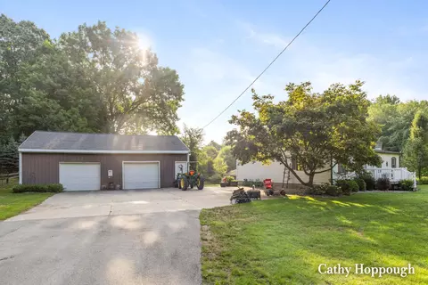 Exterior - 858 Kellogg Rd, Ionia, MI 48846 photo 1 of 5