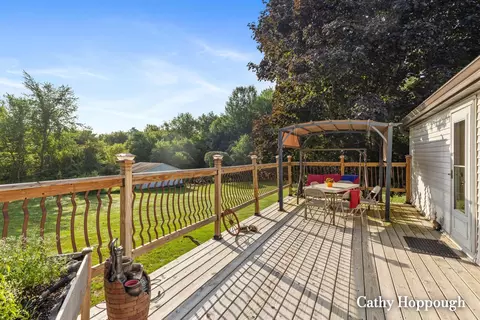 Exterior - 858 Kellogg Rd, Ionia, MI 48846 photo 4 of 5