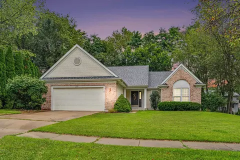 277 Equestrian Dr, Portage, MI 49002