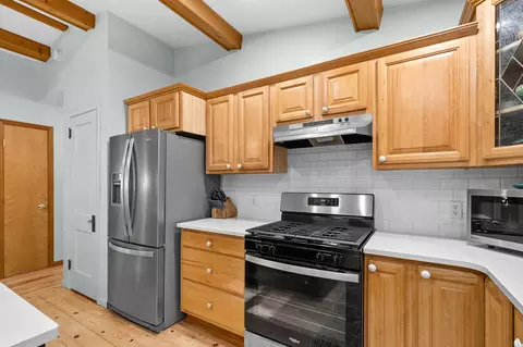Kitchen - 9395 S Vankal St, Mattawan, MI 49071 photo 4 of 4