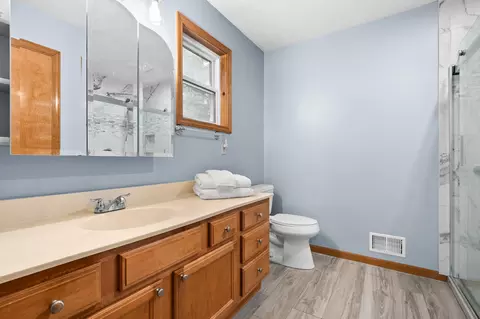 Bath - 9395 S Vankal St, Mattawan, MI 49071 photo 2 of 3