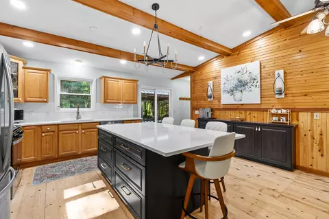 Kitchen - 9395 S Vankal St, Mattawan, MI 49071 photo 2 of 4