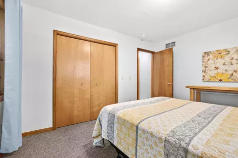 Bedroom - 9395 S Vankal St, Mattawan, MI 49071 photo 4 of 6