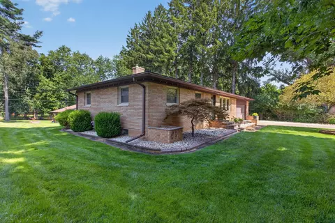 3190 Horton Rd, Jackson, MI 49203 photo 3