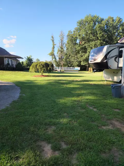 Exterior - 1344 Yensch Rd, Dundee, MI 48131 photo 2 of 15