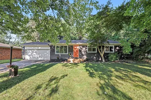 47473 Woodall Rd, Shelby Township, MI 48317