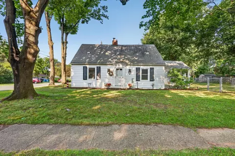 539 Coolidge Ave, Kalamazoo, MI 49006
