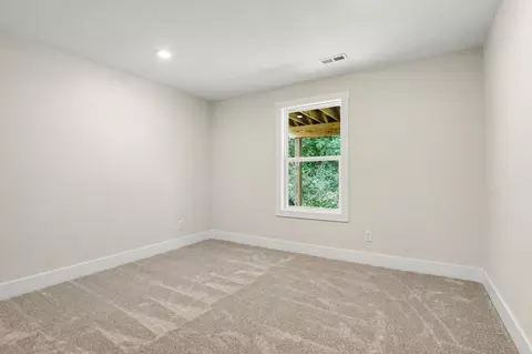 Bedroom - 839 Morgan Dr, Belding, MI 48809 photo 3 of 3