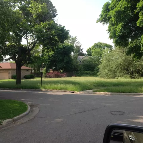 36 Ottawa Dr, Pontiac, MI 48341