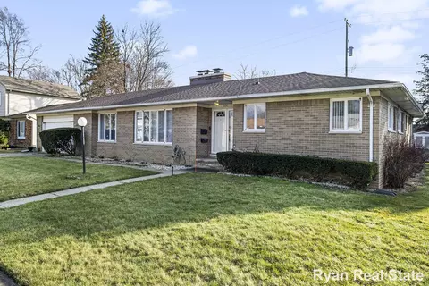 Exterior - 1841 Springfield St, Flint, MI 48503 photo 3 of 6