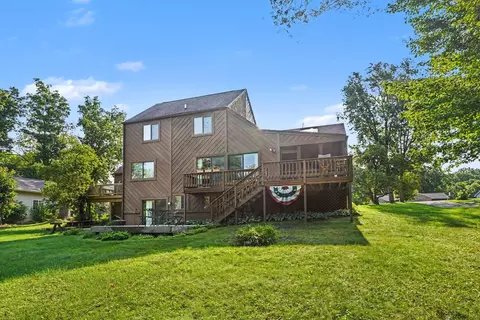 Exterior - 271 Fairway Ct #B, Plainwell, MI 49080 photo 8 of 10