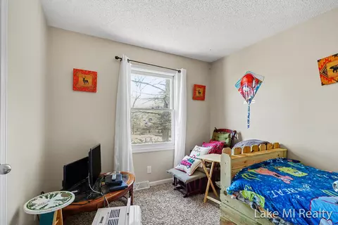 Bedroom - 1889 E 40th St, White Cloud, MI 49349 photo 1 of 3