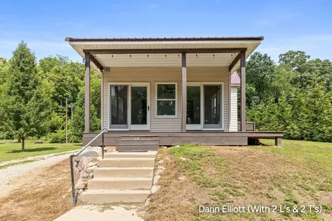 Exterior - 645 E Main St, Ionia, MI 48846 photo 6 of 9
