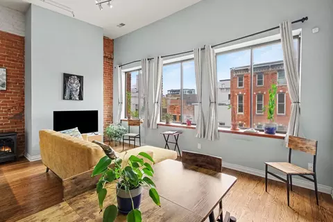 120 W Washington St #I, Ann Arbor, MI 48104