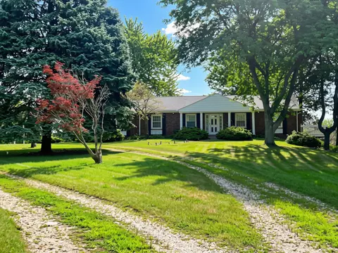3091 S Hillsdale Rd, Hillsdale, MI 49242
