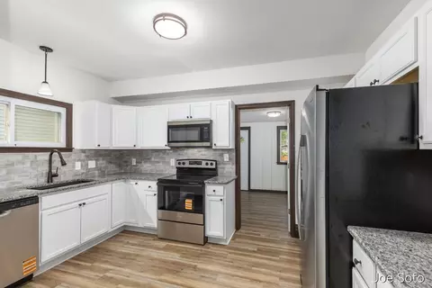 Kitchen - 117 E Wright Ave, Shepherd, MI 48883 photo 1 of 3