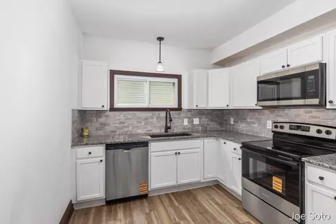 Kitchen - 117 E Wright Ave, Shepherd, MI 48883 photo 2 of 3