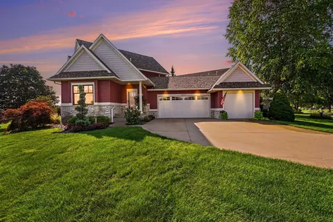 14161 Georgian Bay Dr, Holland, MI 49424