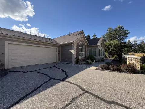 5215 River Flow Ave SW #10, Wyoming, MI 49418