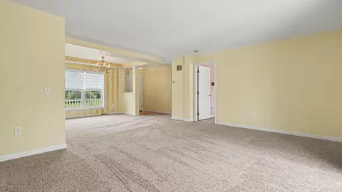1082 Azalea Dr, Jackson, MI 49201 photo 5