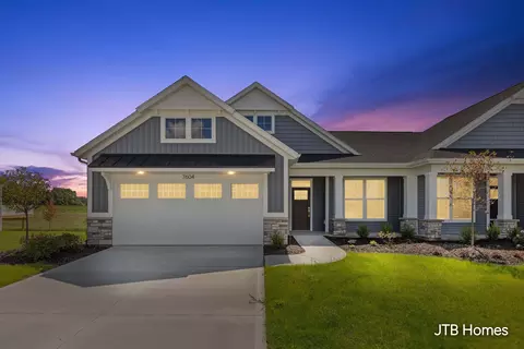 7604 Hidden Brook Ln #33, Allendale, MI 49401