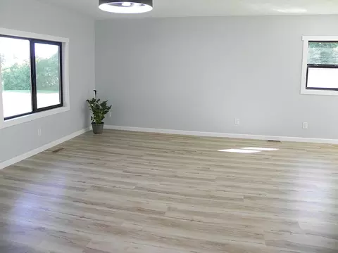 Living - 13805 Riverside Dr, Constantine, MI 49042 photo 1 of 2