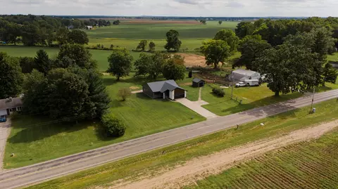 View/Area - 13805 Riverside Dr, Constantine, MI 49042 photo 2 of 7